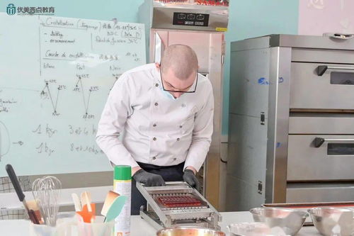 巧克力糖果大師班完美結(jié)課 高級(jí)巧克力產(chǎn)品驚艷眾人,授證典禮儀式滿滿