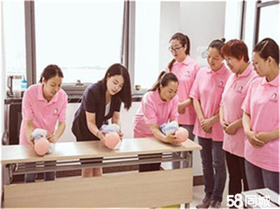 月嫂育兒嫂催乳師百萬(wàn)保險(xiǎn)保障可調(diào)換人初級(jí)、中級(jí)、高級(jí)育嬰師服務(wù)